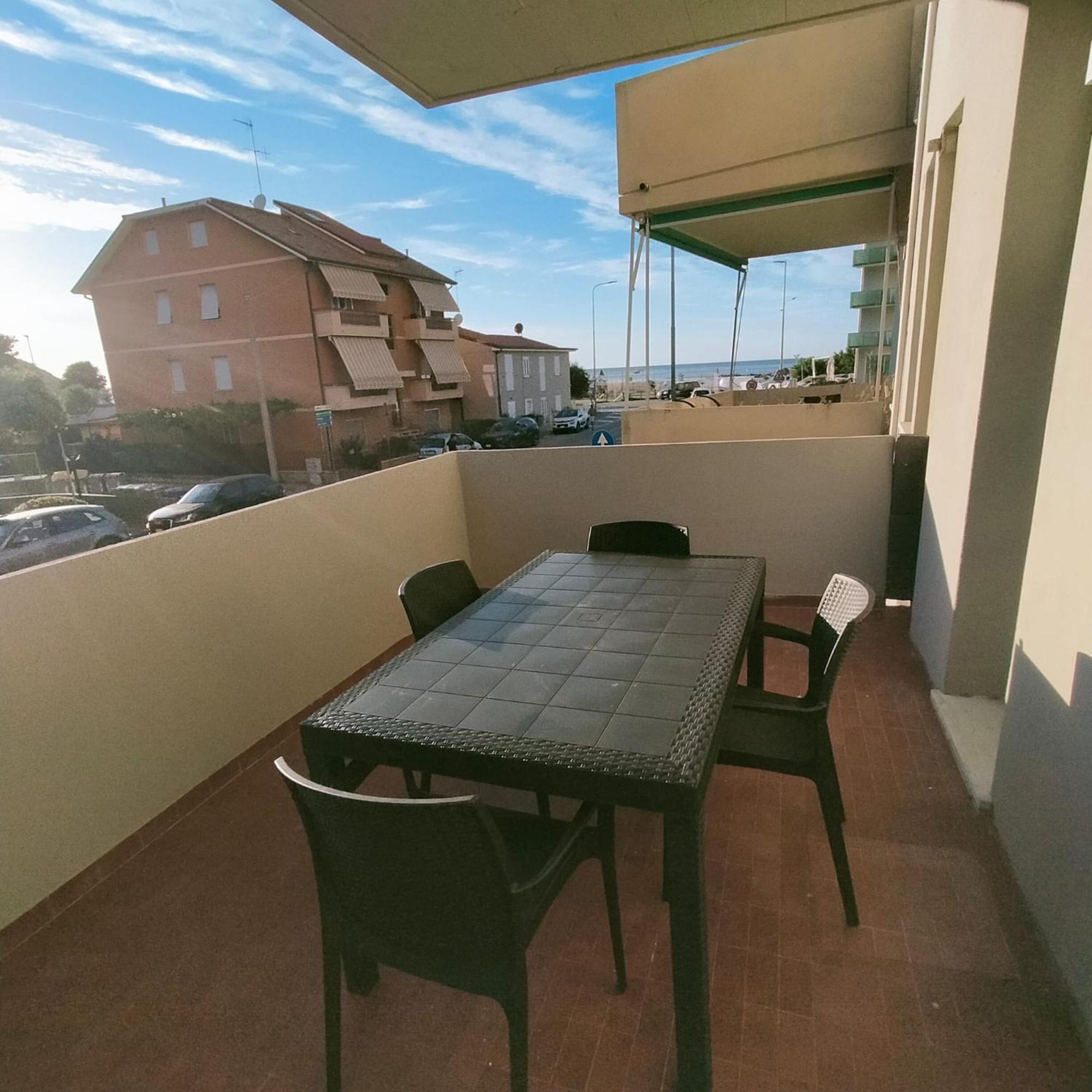Appartamento Azzurro Pesaro Exteriér fotografie
